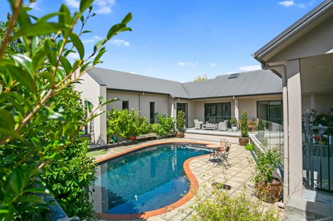 Photo of property in 19c Cooper Crescent, Cambridge, 3434