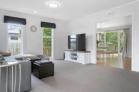 Photo of property in 11 Kelly Road, Cambridge, 3434