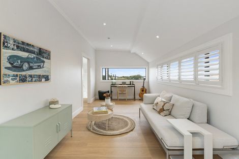 Photo of property in 14c Alfred Street, Northcote Point, Auckland, 0627