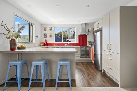 Photo of property in 32 Cheshire Street, Wilton, Wellington, 6012