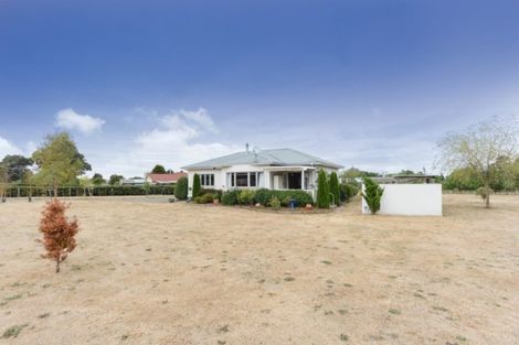 Photo of property in Sawyers Arms Hotel, 11 Buckland Street, Tikokino, Waipawa, 4273