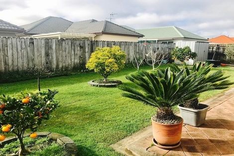Photo of property in 15 Hillwell Drive, Henderson, Auckland, 0612