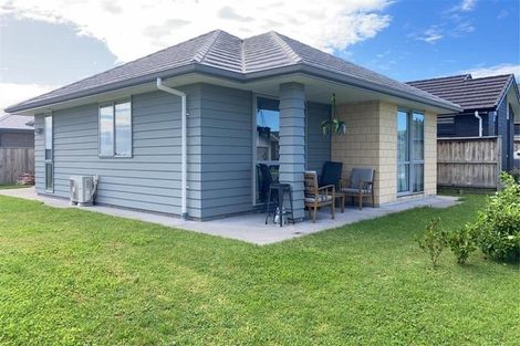 Photo of property in 5 Richardson Road, Omokoroa, 3114