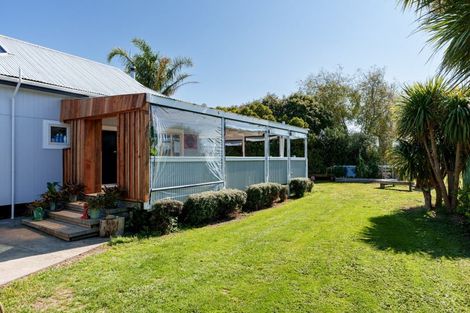 Photo of property in 22a Rangiuia Road, Tolaga Bay, 4077