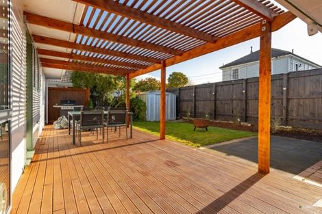 Photo of property in 18 Redwood Street, Elderslea, Upper Hutt, 5018