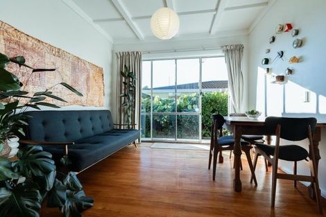 Photo of property in 154 Williams Street, Cambridge, 3434