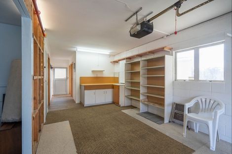 Photo of property in 67 Queens Road, Waikanae Beach, Waikanae, 5036