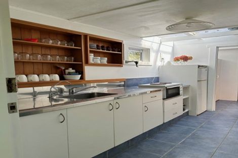 Photo of property in 12 Sylvan Glade, Piha, 0772