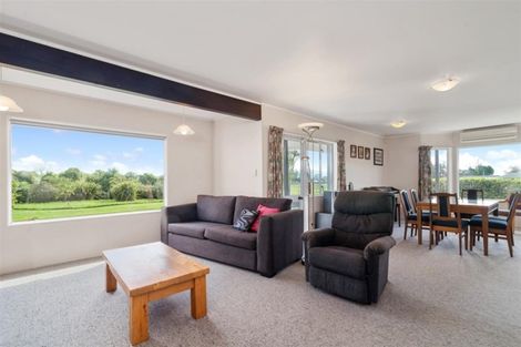 Photo of property in 14 Robinson Avenue, Holdens Bay, Rotorua, 3010