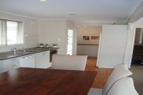 Photo of property in 20 Freya Place, Torbay, Auckland, 0630