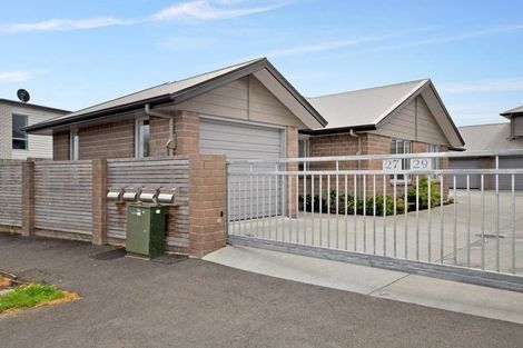 Photo of property in 1/27 Jones Crescent, Melville, Hamilton, 3206