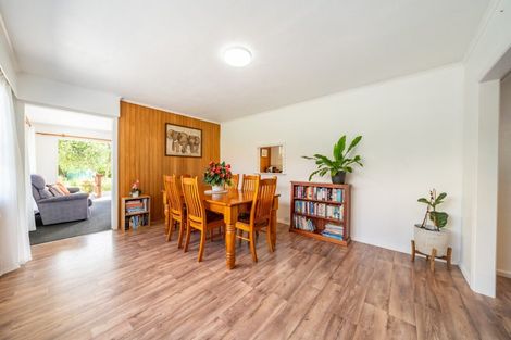 Photo of property in 4 Davis Crescent, Elderslea, Upper Hutt, 5018