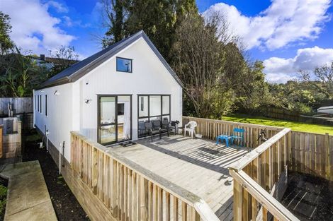 Photo of property in 122c Lancaster Road, Beach Haven, Auckland, 0626
