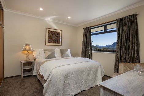 Photo of property in 21 Marina View, Waikawa, Picton, 7281