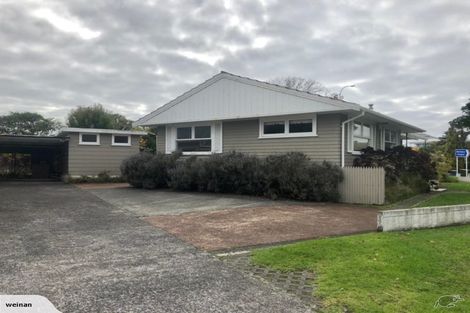 Photo of property in 34 Lincoln Road, Henderson, Auckland, 0610