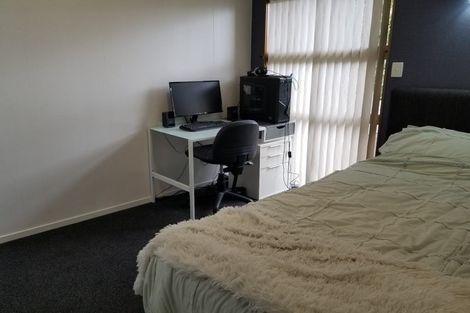 Photo of property in 2/131 Union Road, Howick, Auckland, 2014