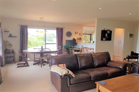 Photo of property in 1 Nebraska Way, Brooklyn, Wellington, 6021