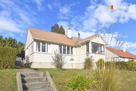 Photo of property in 21 Burgess Street, Green Island, Dunedin, 9018