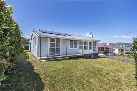 Photo of property in 43 Piko Street, Titahi Bay, Porirua, 5022