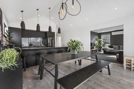 Photo of property in 20 Obelisk Street, Wanaka, 9305