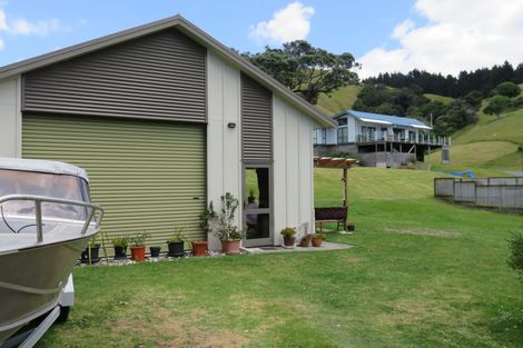 Photo of property in 18 Motutara Road, Oakura, Hikurangi, 0184