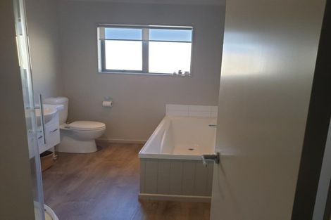 Photo of property in 21 Moonsail Drive, Whitby, Porirua, 5024