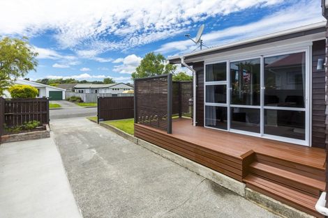 Photo of property in 27 Kiwi Street, Heretaunga, Upper Hutt, 5018