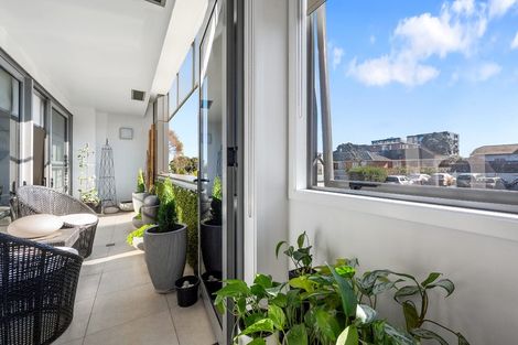 Photo of property in Maison Apartments, 103/16 Huron Street, Takapuna, Auckland, 0622