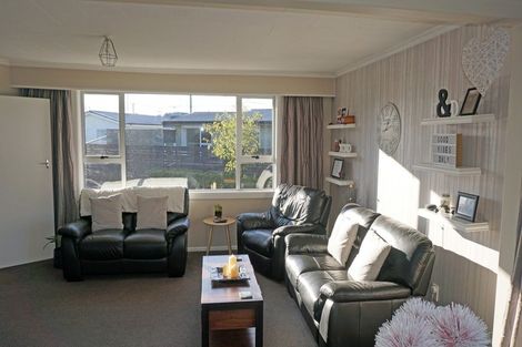 Photo of property in 68 Edinburgh Crescent, Waikiwi, Invercargill, 9810