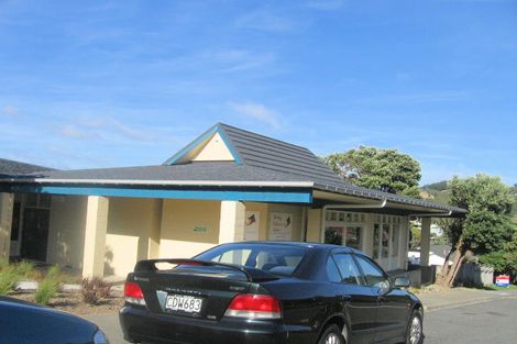 Photo of property in 49a Spinnaker Drive, Whitby, Porirua, 5024