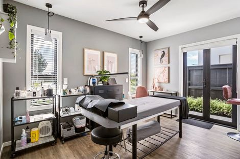 Photo of property in 53 Awatira Drive, Papamoa Beach, Papamoa, 3118