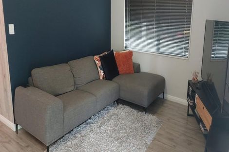 Photo of property in 109 Tirimoana Road, Te Atatu South, Auckland, 0602