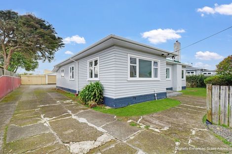 Photo of property in 595 Queen Street East, Levin, 5510