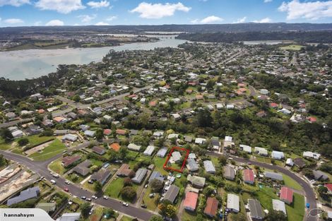 Photo of property in 46 Taurus Crescent, Beach Haven, Auckland, 0626