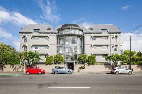 Photo of property in 4/245 Montreal Street, Christchurch Central, Christchurch, 8013