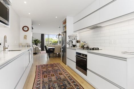 Photo of property in 24 Tanners Road, Mangere Bridge, Auckland, 2022