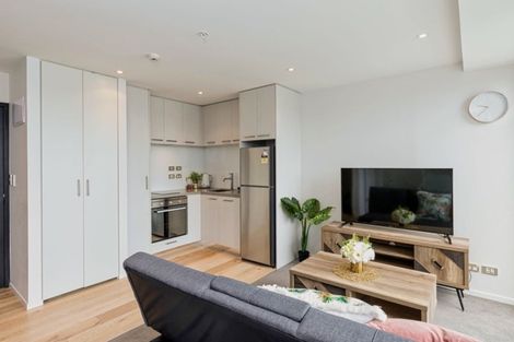 Photo of property in Queen's Residences, 2505/8 Airedale Street, Auckland Central, Auckland, 1010