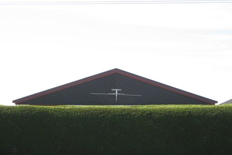 Photo of property in 1/165 Prestons Road, Redwood, Christchurch, 8051