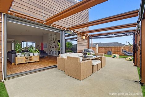 Photo of property in 12 Millbrae Place, Pokeno, 2402