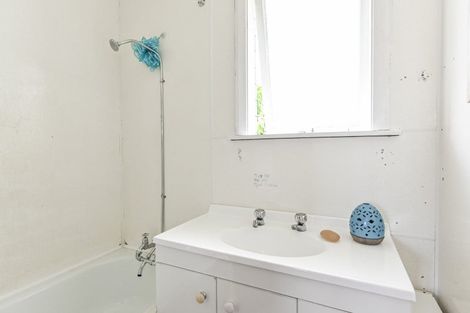 Photo of property in 46 Lipscombe Crescent, Havelock North, 4130