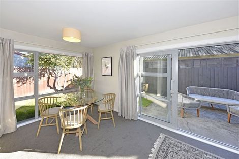 Photo of property in 2/9a Norfolk Street, St Albans, Christchurch, 8052