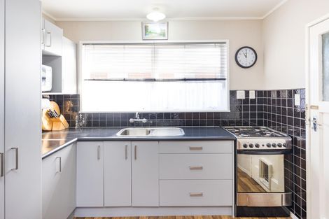 Photo of property in 46 Abraham Crescent, Milson, Palmerston North, 4414