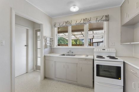 Photo of property in 35 Rugby Street, Levin, 5510