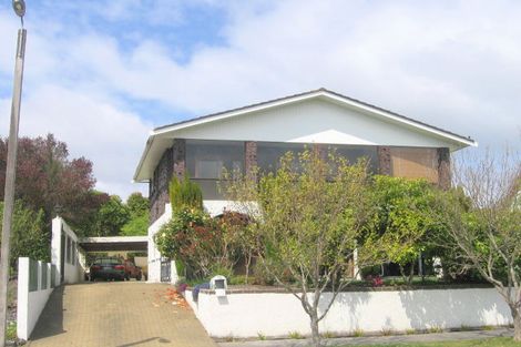 Photo of property in 16 Kempton Place, Richmond Heights, Taupo, 3330