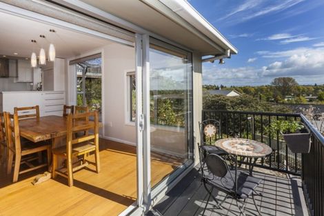 Photo of property in 13 Roseneath Place, Cashmere, Christchurch, 8022