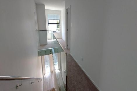 Photo of property in 20b Mackenzie Street, Te Atatu South, Auckland, 0610