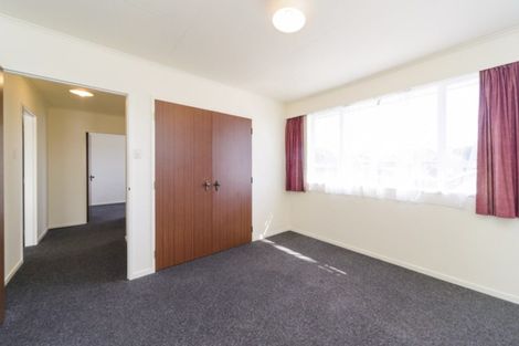 Photo of property in 70a Featherston Street, Takaro, Palmerston North, 4412