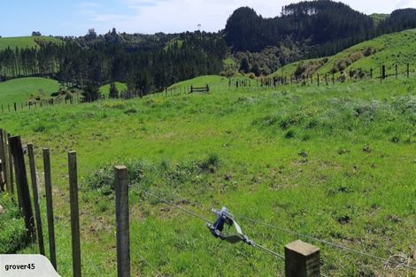 Photo of property in 37 Mangahewa Road, Tikorangi, Waitara, 4383