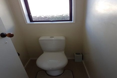 Photo of property in 3 Strack Place, Redwood, Christchurch, 8051