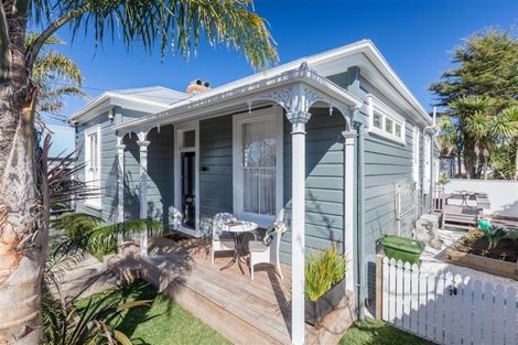 Photo of property in 9 Wynyard Road, Mount Eden, Auckland, 1024